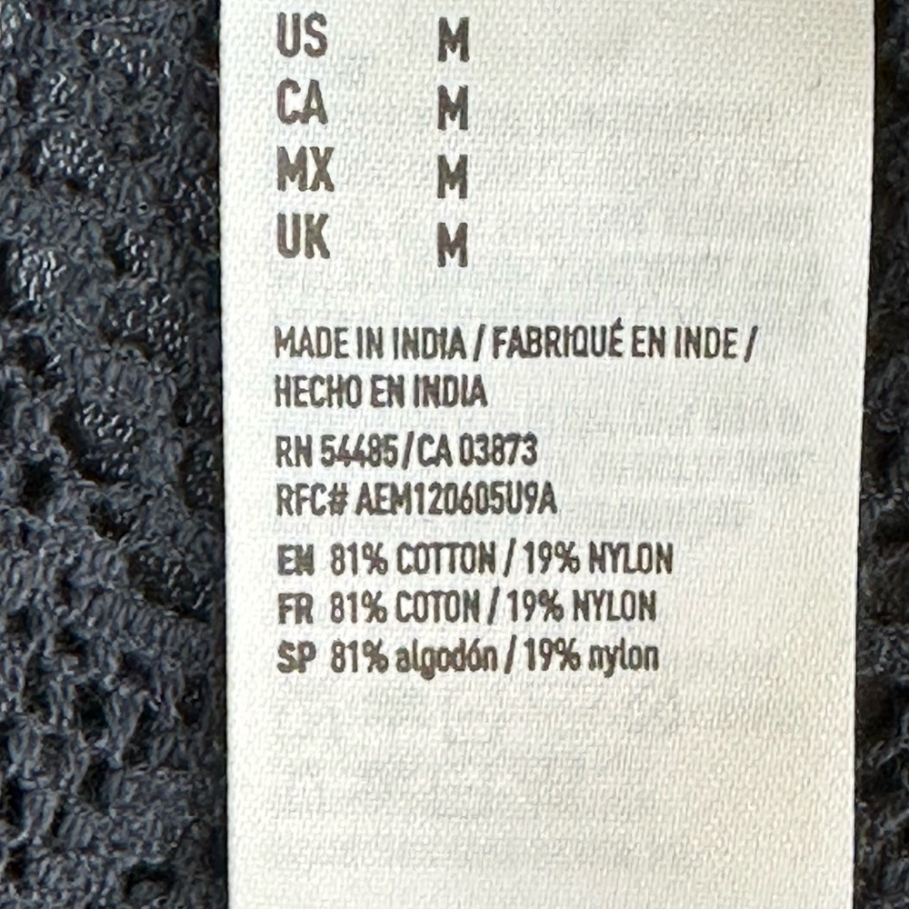 American Eagle Navy Open Knit Lace Split Back Button Closure M Short Sleeve - Picture 7 of 13